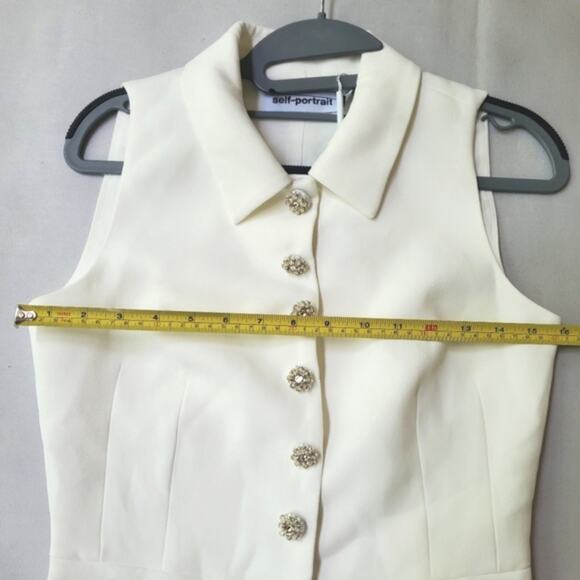NWT$640 Self-Portrait White Buttoned Crepe Sleeveless Blazer Top Sz 4 - Picture 7 of 13